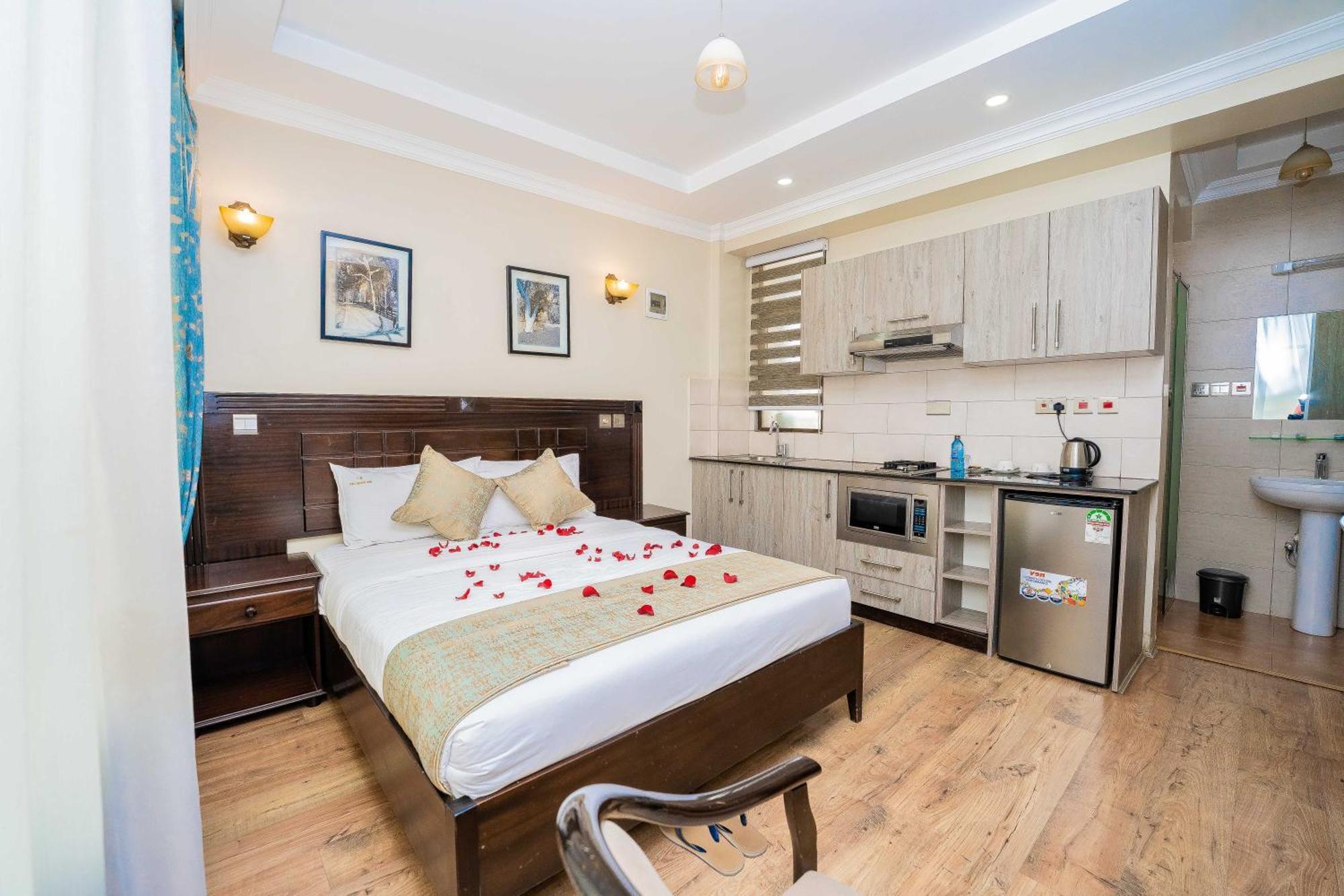 Hemak Suites Hotel 奈洛比 外观 照片