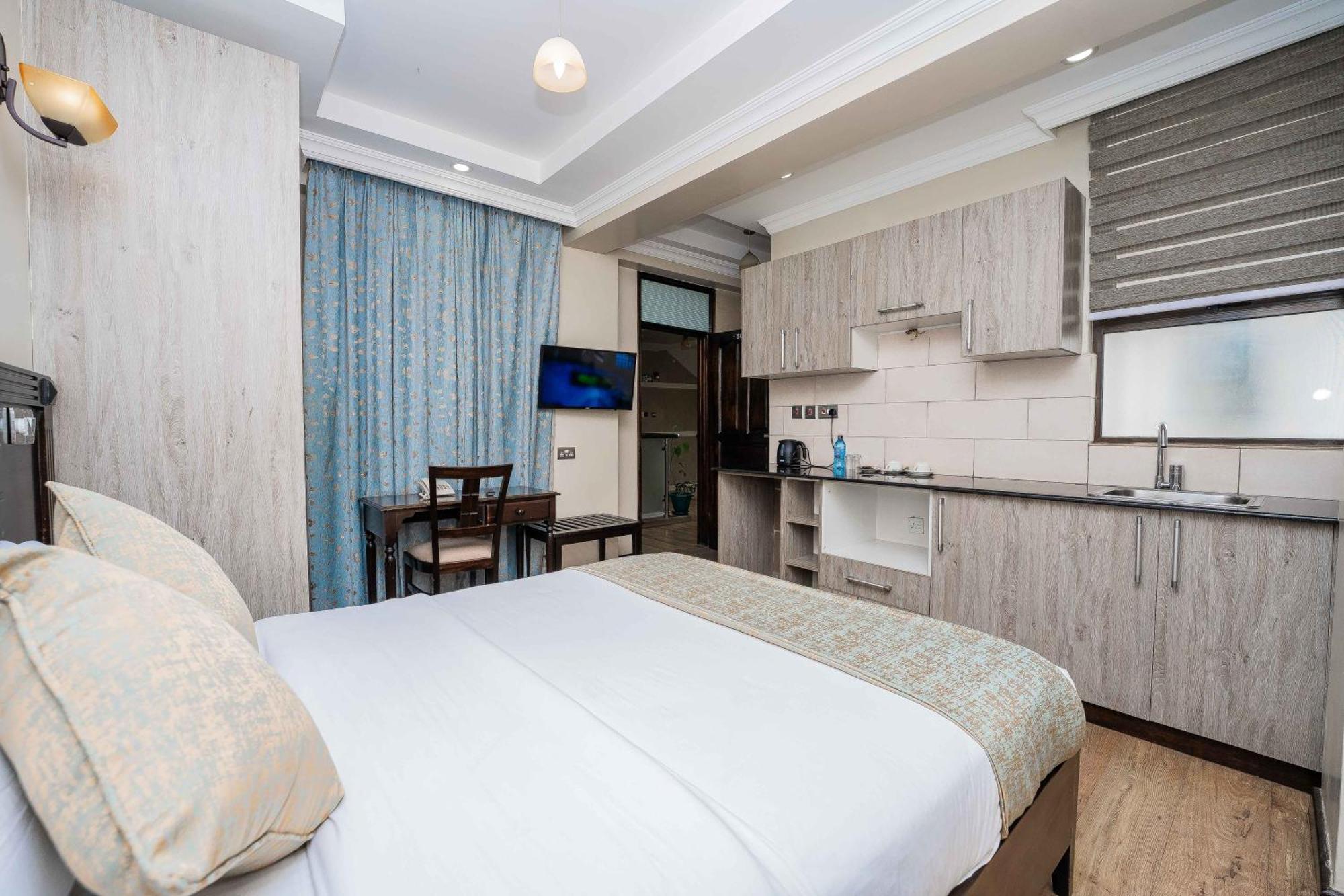 Hemak Suites Hotel 奈洛比 外观 照片