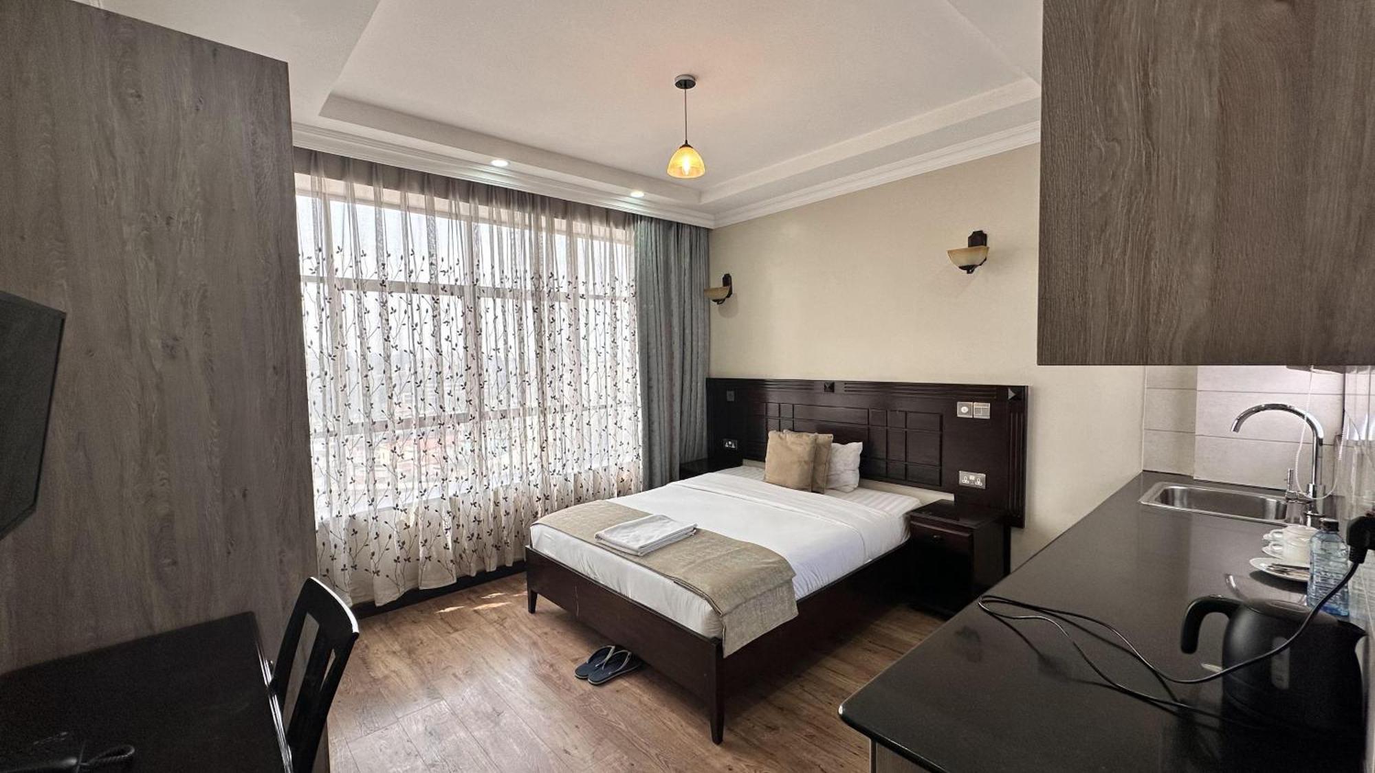 Hemak Suites Hotel 奈洛比 外观 照片