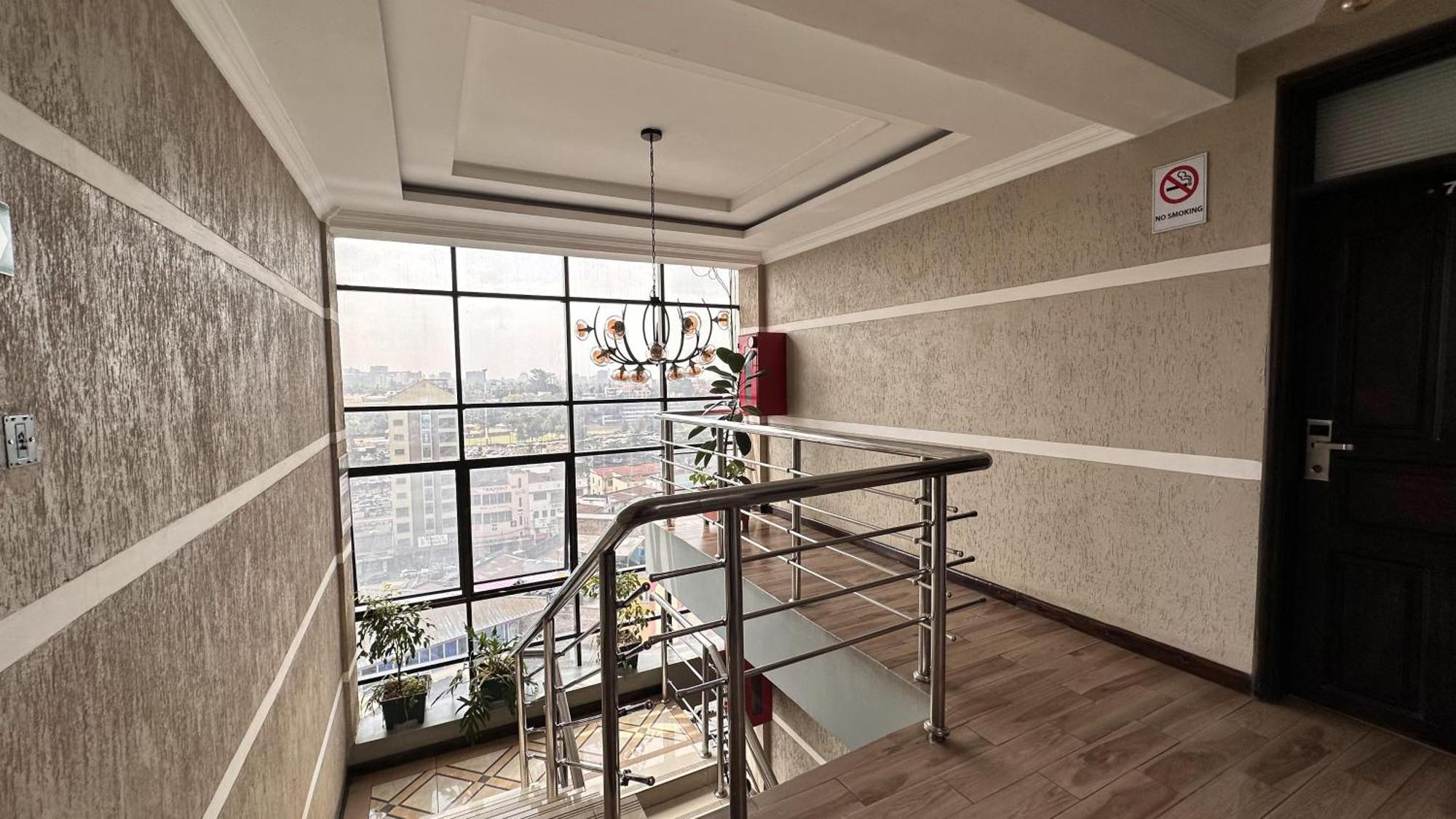 Hemak Suites Hotel 奈洛比 外观 照片