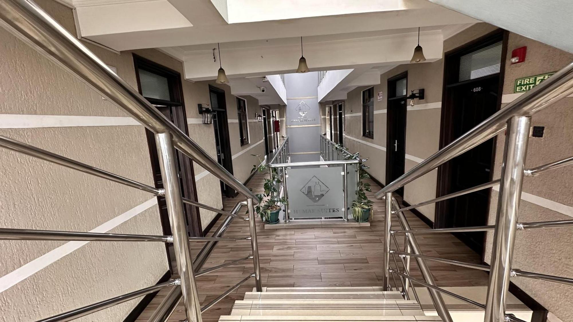 Hemak Suites Hotel 奈洛比 外观 照片