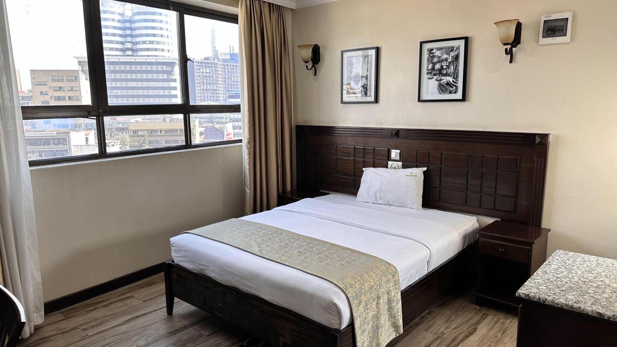 Hemak Suites Hotel 奈洛比 外观 照片