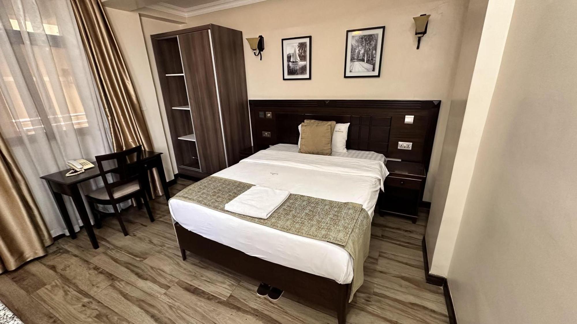 Hemak Suites Hotel 奈洛比 外观 照片